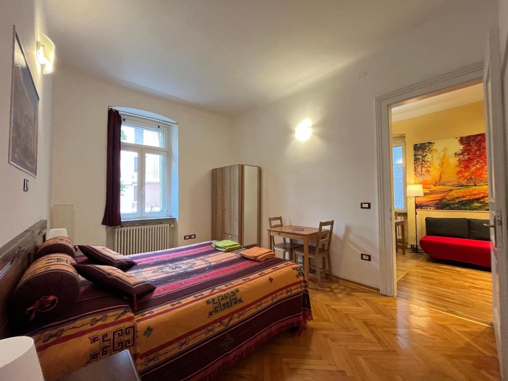 Casa Vacanze Desiderio Trieste Esterno foto